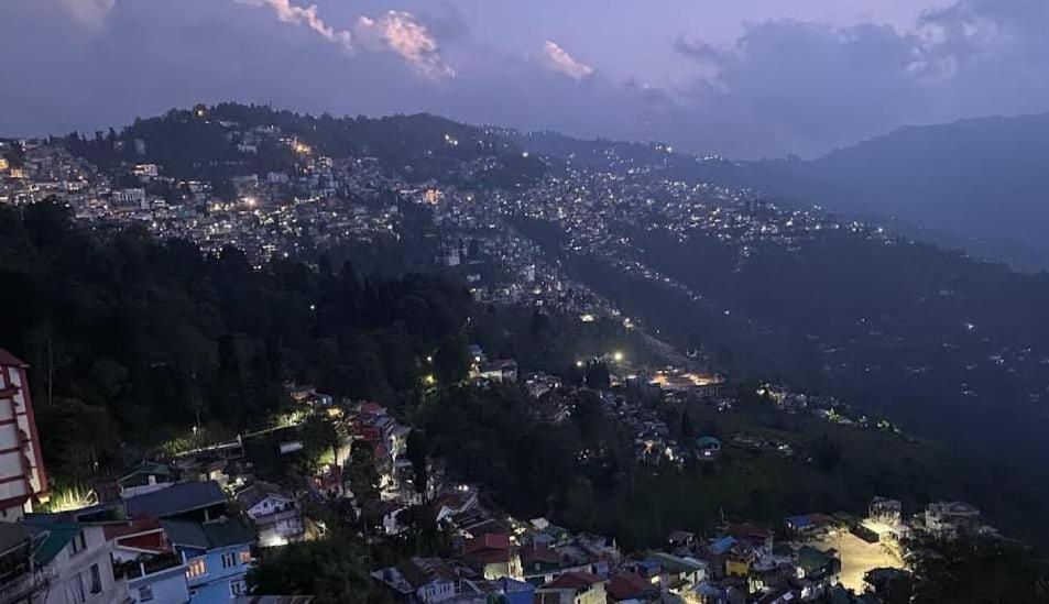 Valley View Homestay Darjeeling  Bagian luar foto
