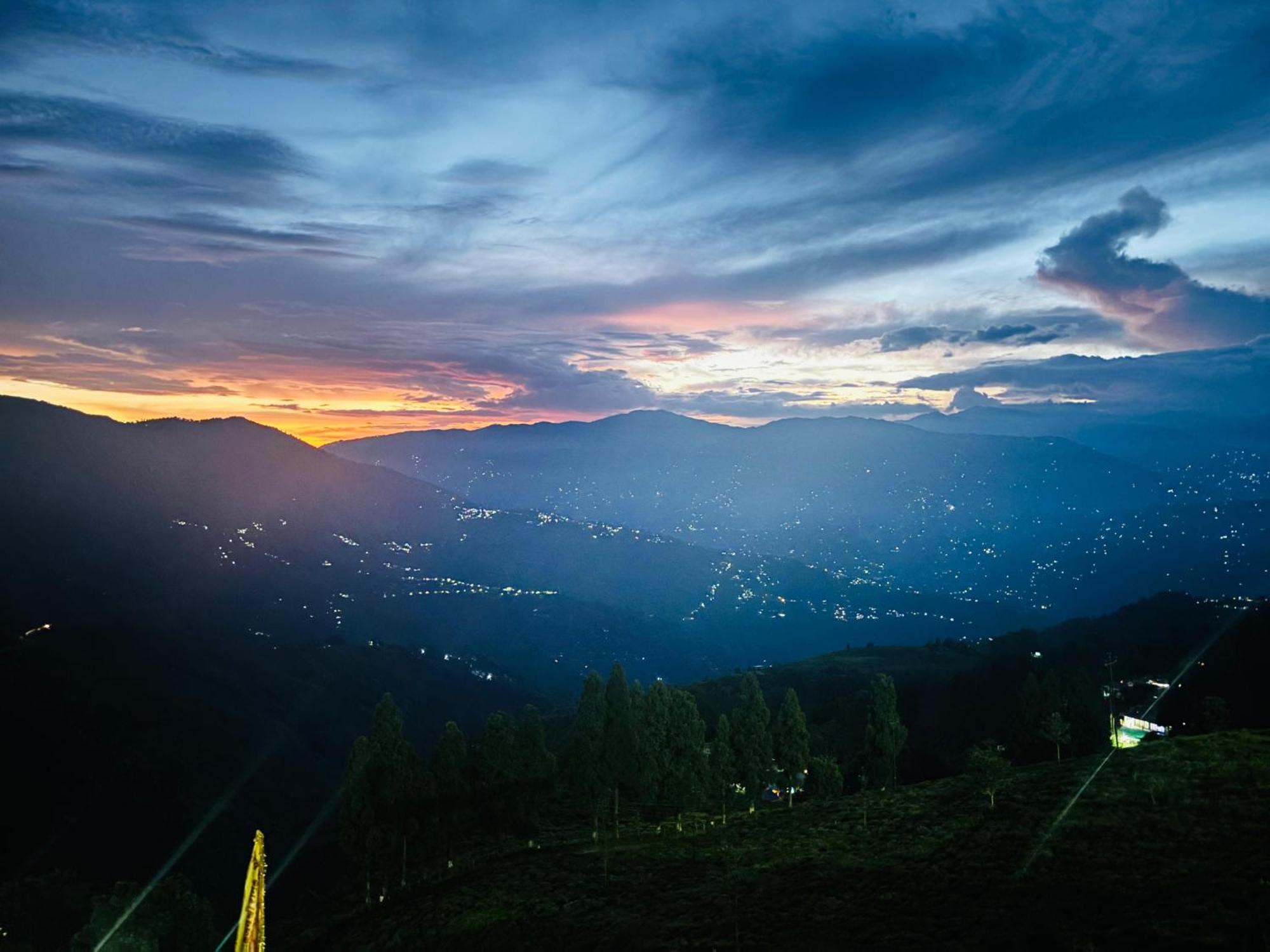 Valley View Homestay Darjeeling  Bagian luar foto
